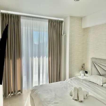 Apartman Aqua Vista Odyssey 3 Lux Cu Si Piscina Interioara Incalzita 30 Grade Năvodari