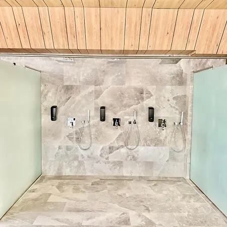 Aqua Vista Odyssey 3 Lux Cu Si Piscina Interioara Incalzita 30 Grade Apartman Năvodari